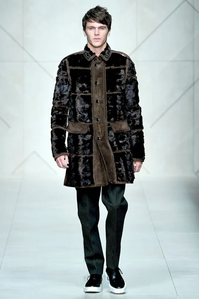 Look 23